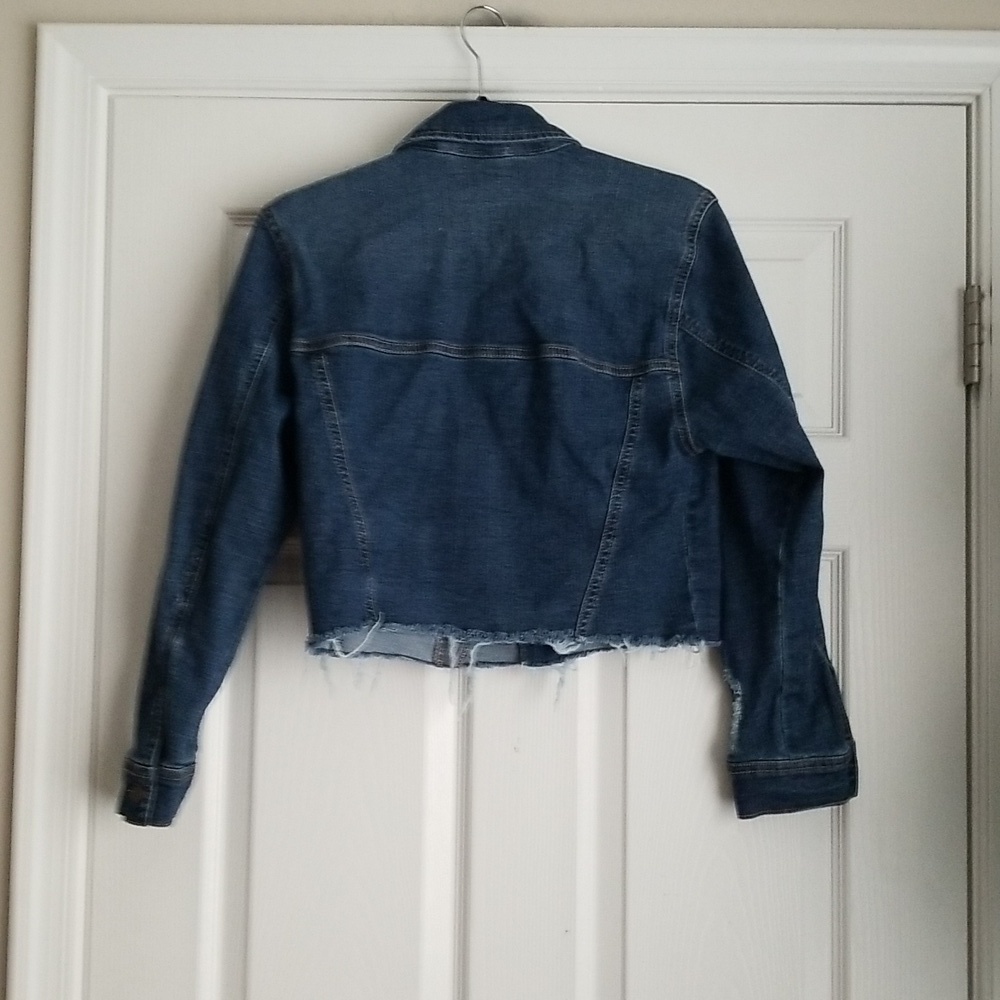 American Rag Off The Rack Distressed Denim Jacket - Picture 6 of 12